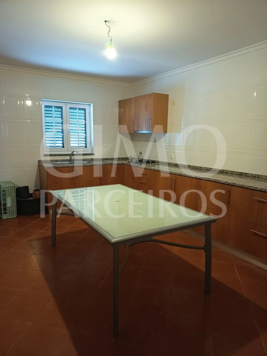 Moradia T3 para Venda em Oiã Foto 10