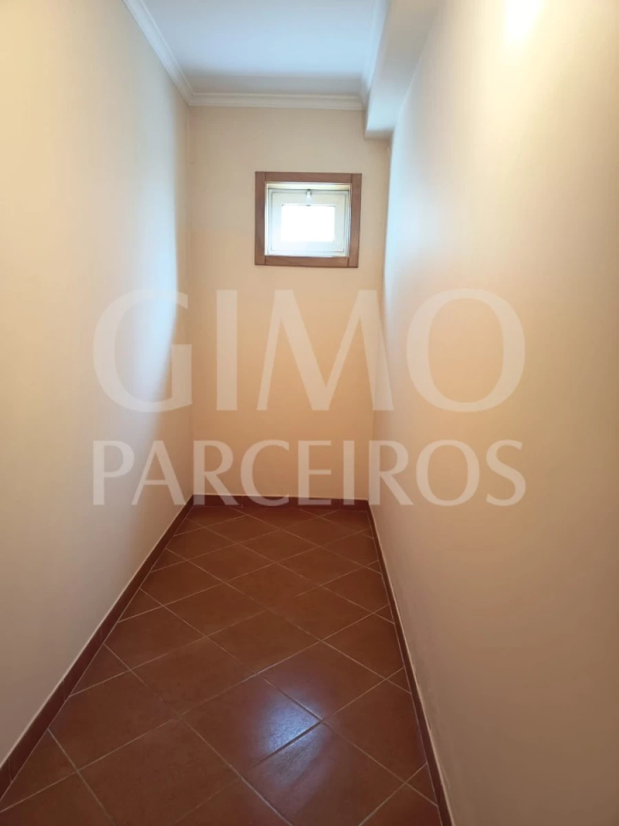 Moradia T3 para Venda em Oiã Foto 13