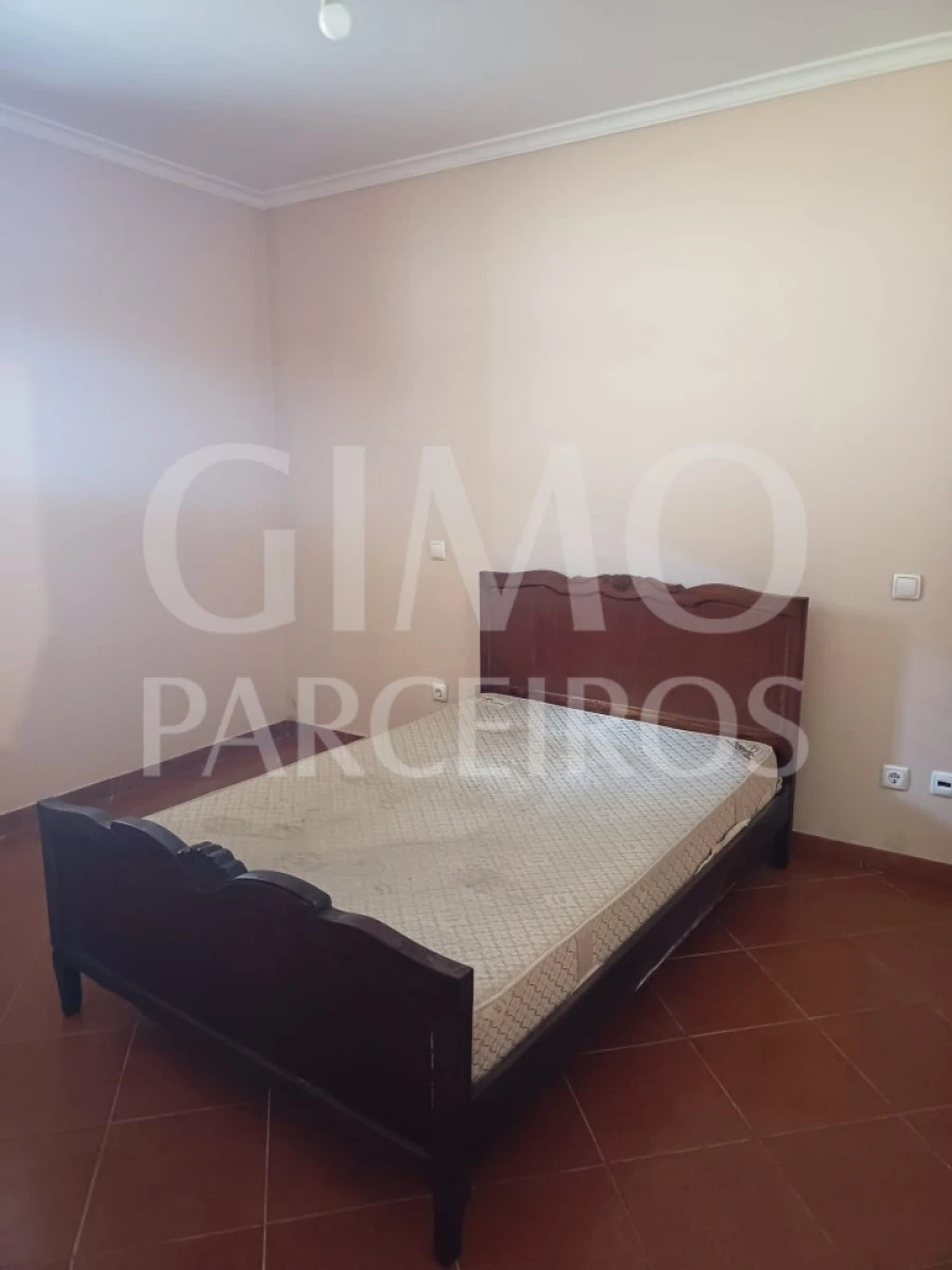 Moradia T3 para Venda em Oiã Foto 14