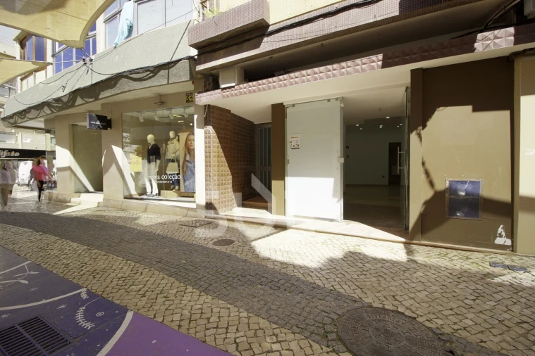 Negócio para Arrendamento em Portimão Foto 15