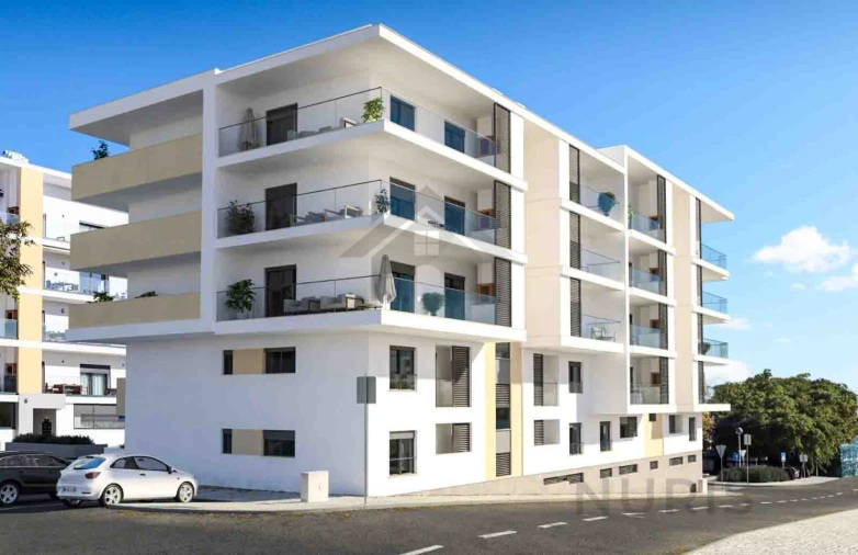 Apartamento T2 para Venda em Portimão Foto 2
