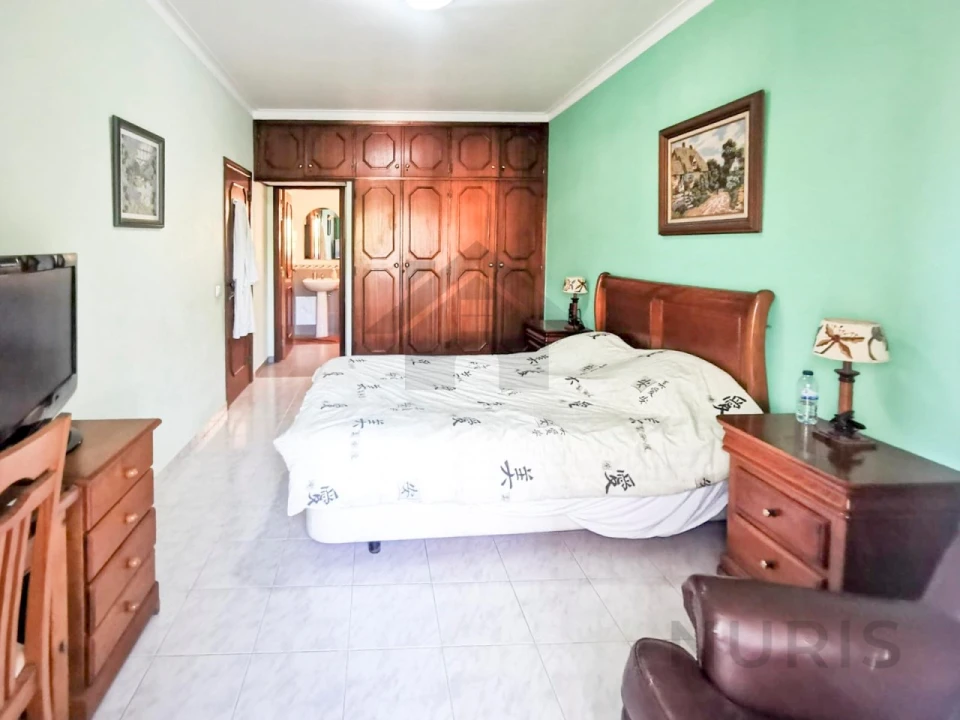 Apartamento T1 para Venda em Alvor Foto 6