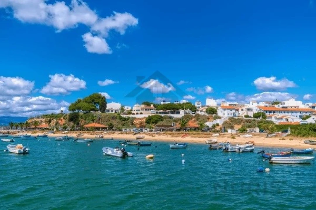 Apartamento T1 para Venda em Alvor Foto 12