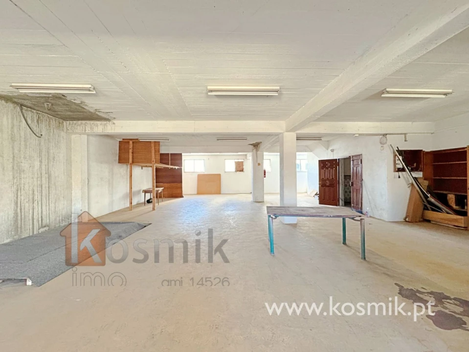 Prédio para Venda em Camarate, Unhos e Apelação Foto 3