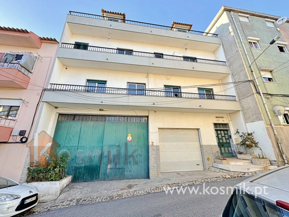 Prédio para Venda em Camarate, Unhos e Apelação Foto 1