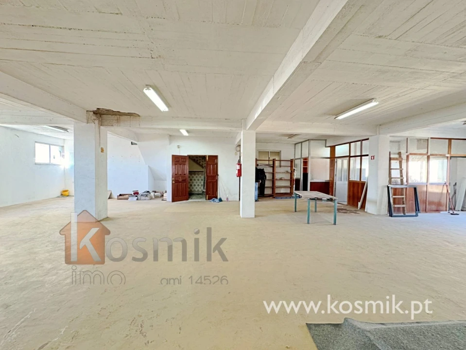 Prédio para Venda em Camarate, Unhos e Apelação Foto 8