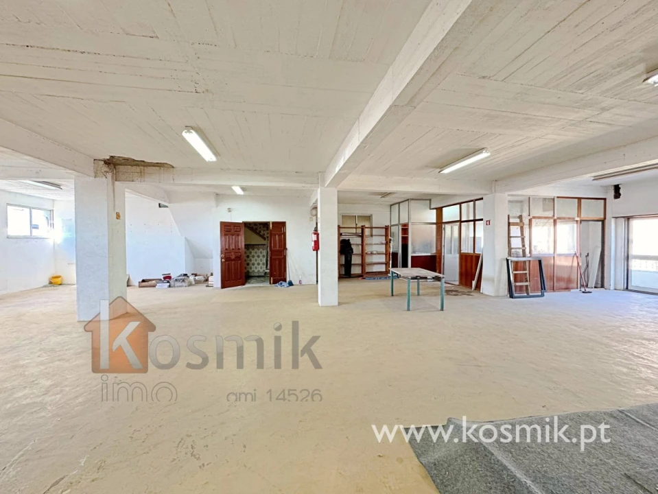 Prédio para Venda em Camarate, Unhos e Apelação Foto 30