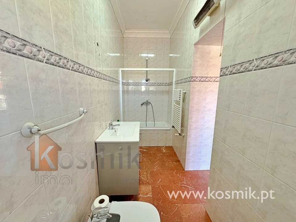 Prédio para Venda em Camarate, Unhos e Apelação Foto 58