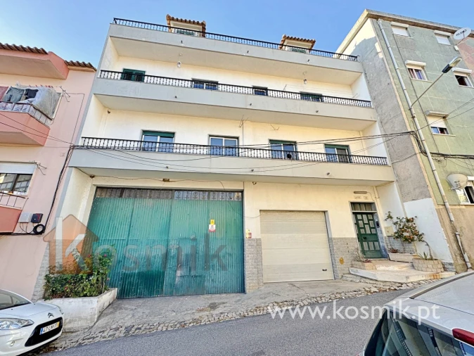 Prédio para Venda em Camarate, Unhos e Apelação Foto 1