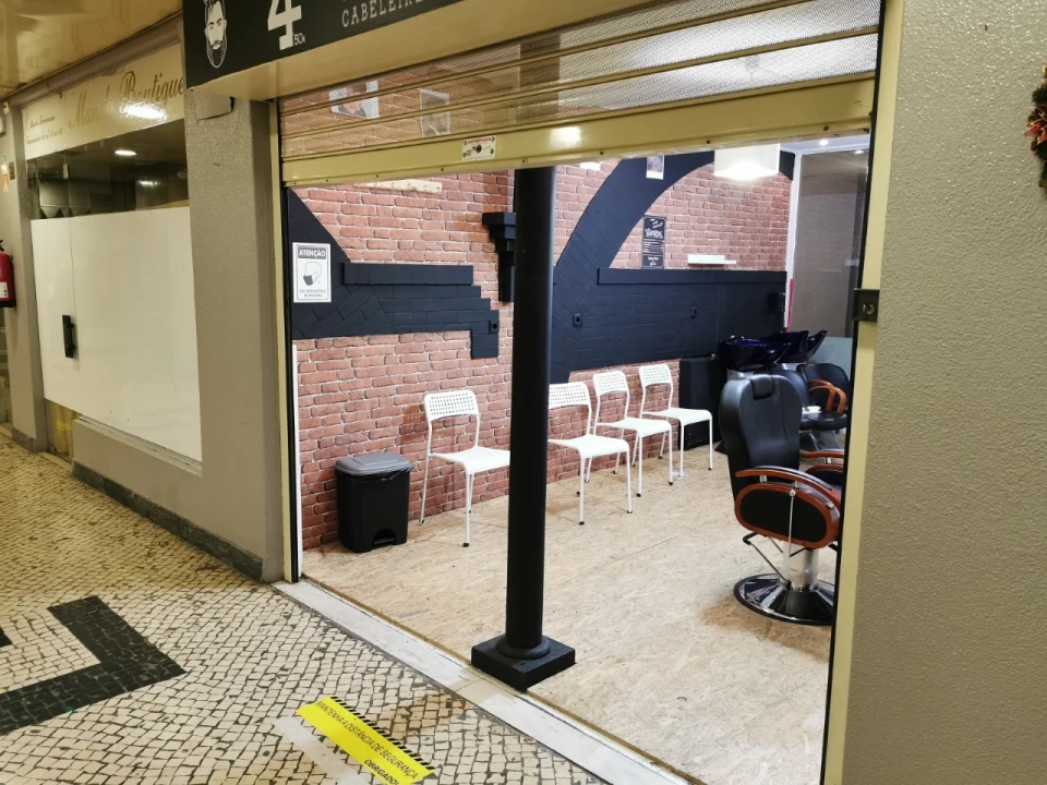 Loja para Arrendamento em Lumiar Foto 6