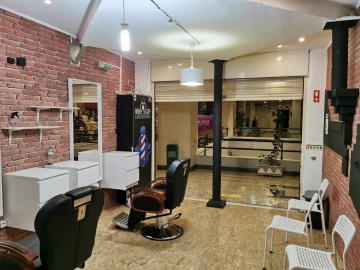 Loja para Arrendamento em Lumiar