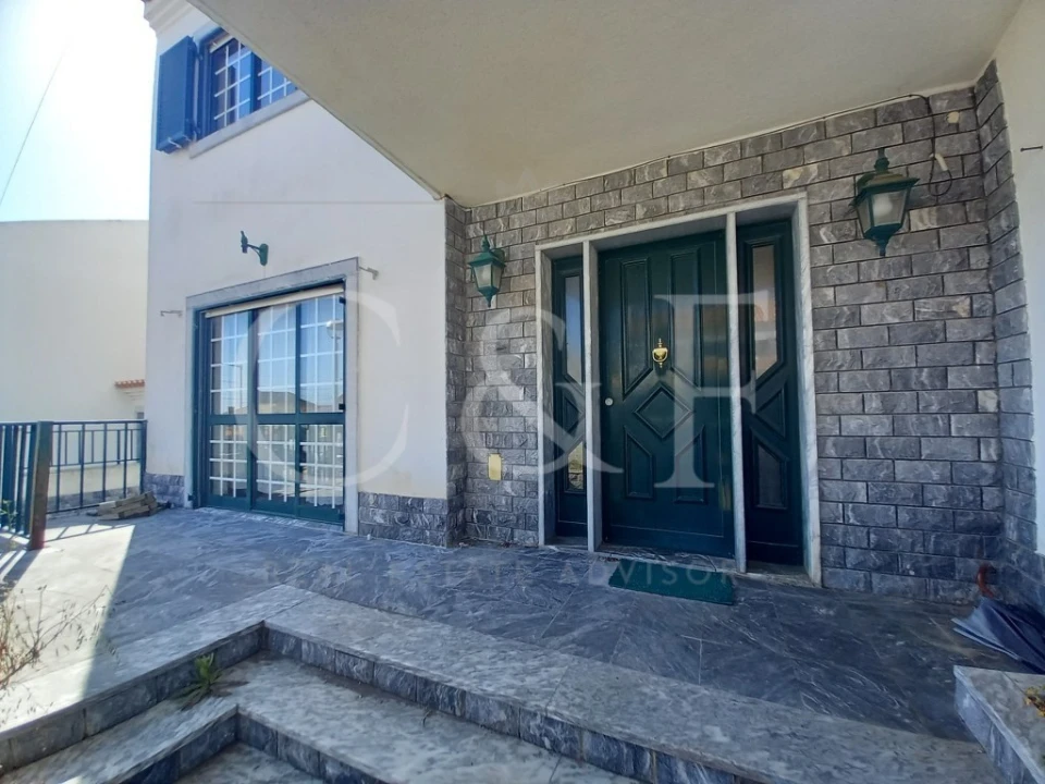 Moradia T4 para Venda em Santo Isidoro Foto 8