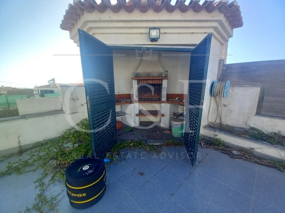 Moradia T4 para Venda em Santo Isidoro Foto 13