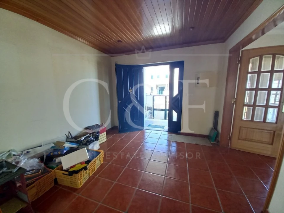 Moradia T4 para Venda em Santo Isidoro Foto 24