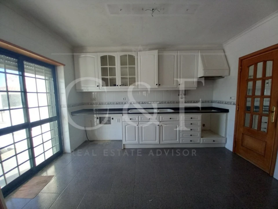 Moradia T4 para Venda em Santo Isidoro Foto 26