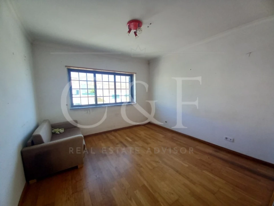 Moradia T4 para Venda em Santo Isidoro Foto 38