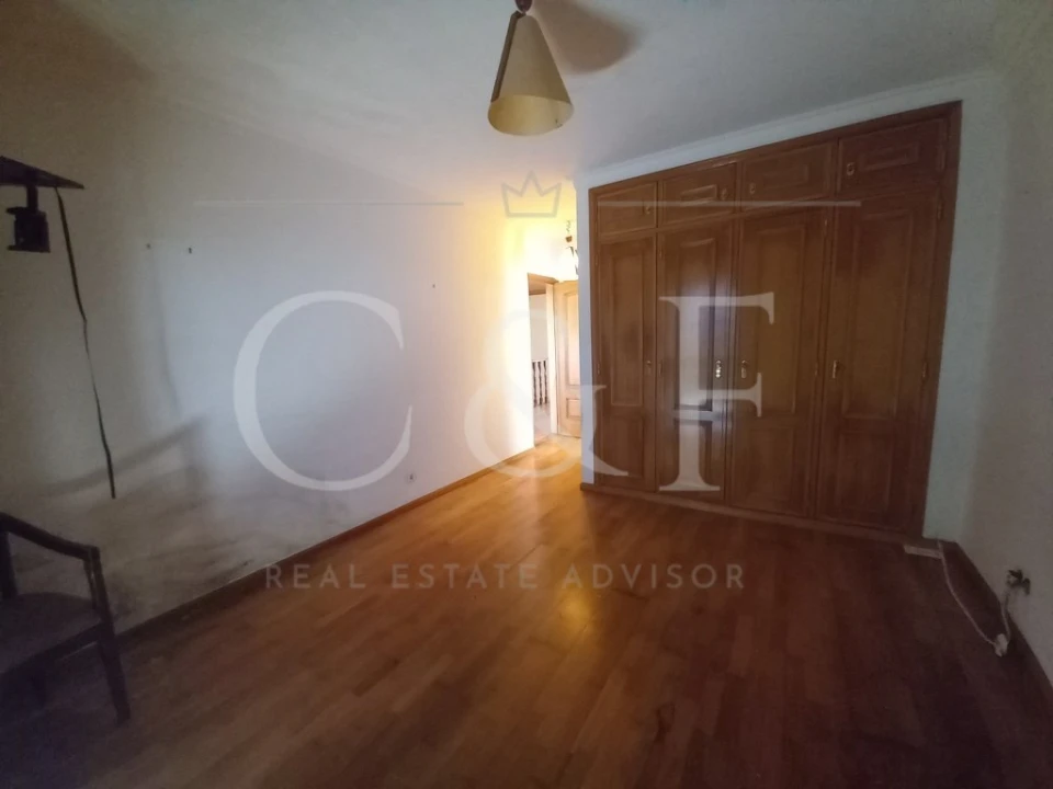 Moradia T4 para Venda em Santo Isidoro Foto 47