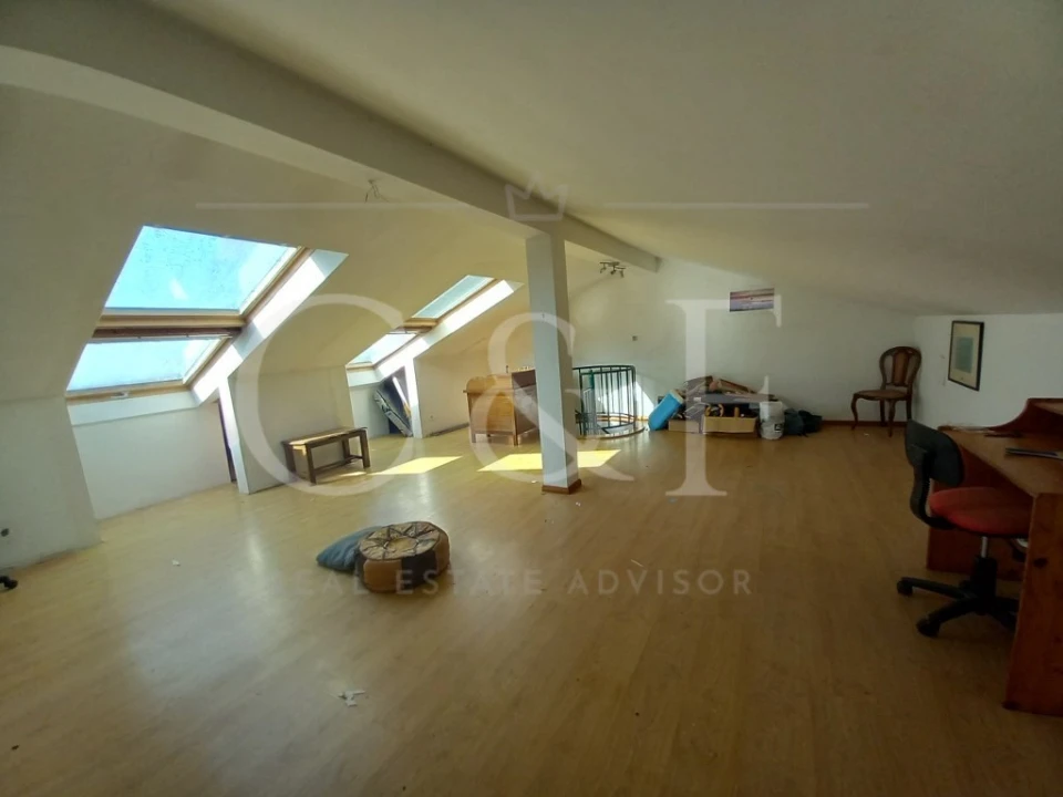 Moradia T4 para Venda em Santo Isidoro Foto 51