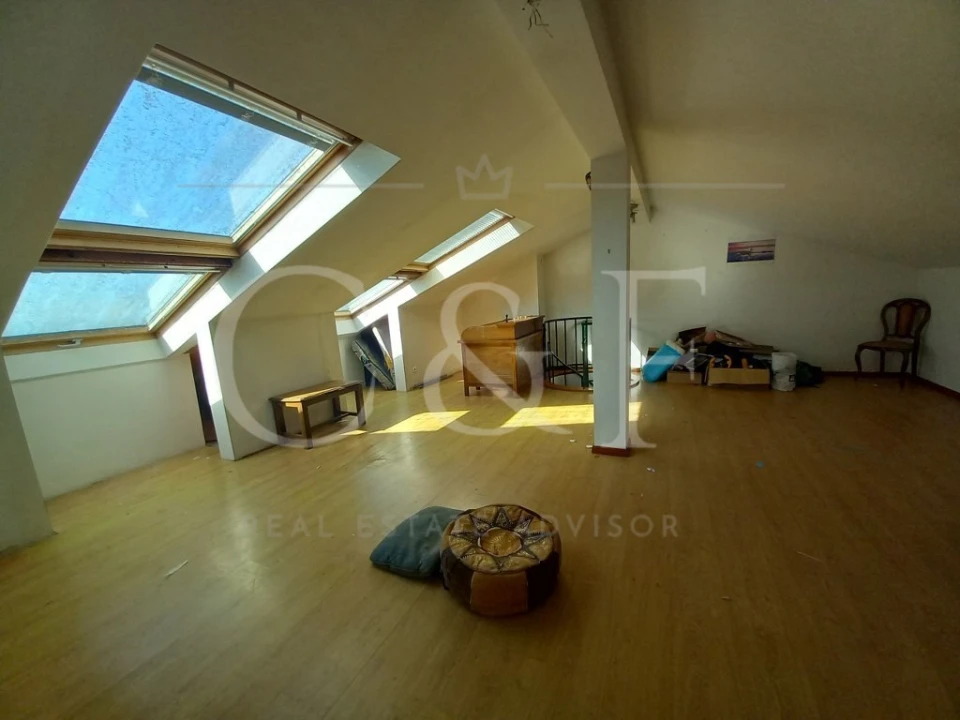 Moradia T4 para Venda em Santo Isidoro Foto 54