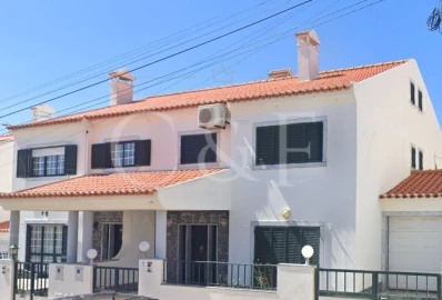Moradia T4 para Venda em Santo Isidoro