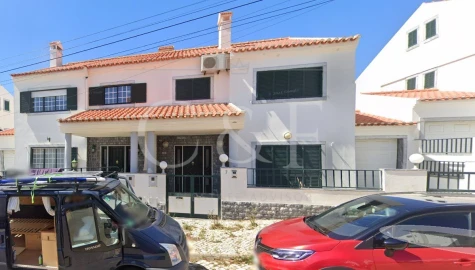 Moradia T4 para Venda em Santo Isidoro