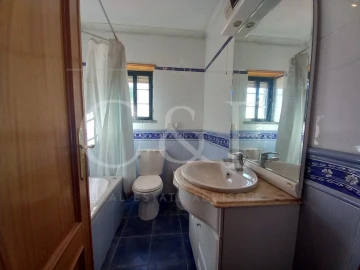 Moradia T4 para Venda em Santo Isidoro
