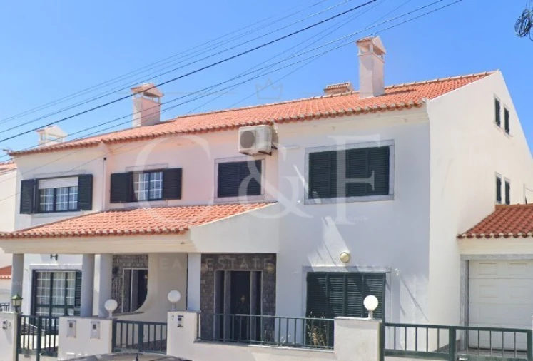 Moradia T4 para Venda em Santo Isidoro Foto 3