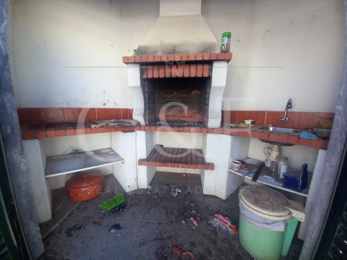 Moradia T4 para Venda em Santo Isidoro Foto 12