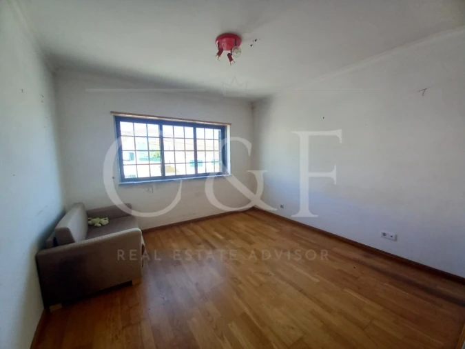 Moradia T4 para Venda em Santo Isidoro Foto 38