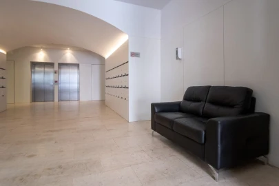 Apartamento T2 para Venda em Santa Maria Maior