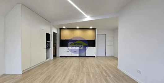 Apartamento T2 para Venda em Argoncilhe