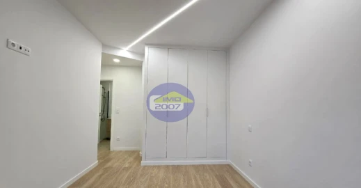 Apartamento T2 para Venda em Argoncilhe