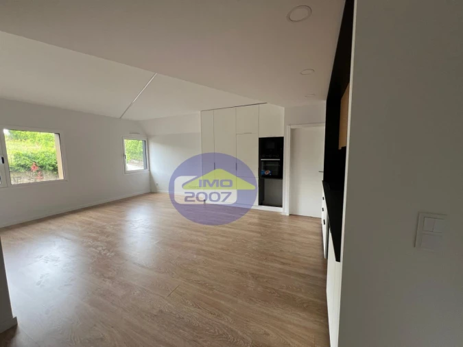 Apartamento T2 para Venda em Argoncilhe Foto 9