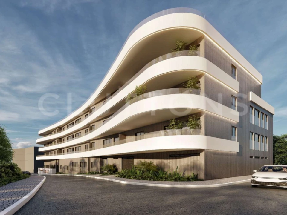 Apartamento T2 para Venda em Quarteira Foto 2