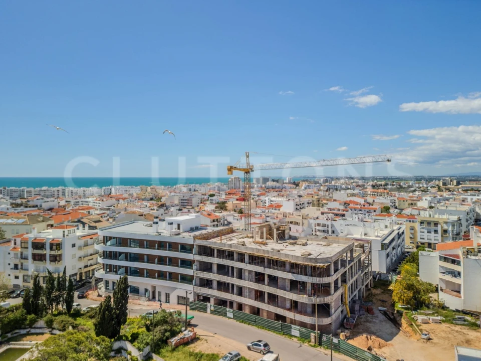 Apartamento T2 para Venda em Quarteira Foto 24
