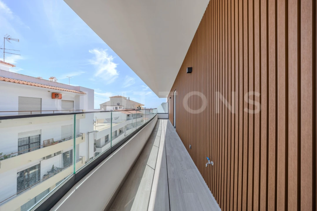 Apartamento T2 para Venda em Quarteira Foto 17