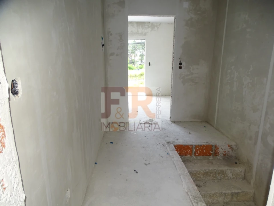 Moradia T2 para Venda em Fernao Ferro Foto 24
