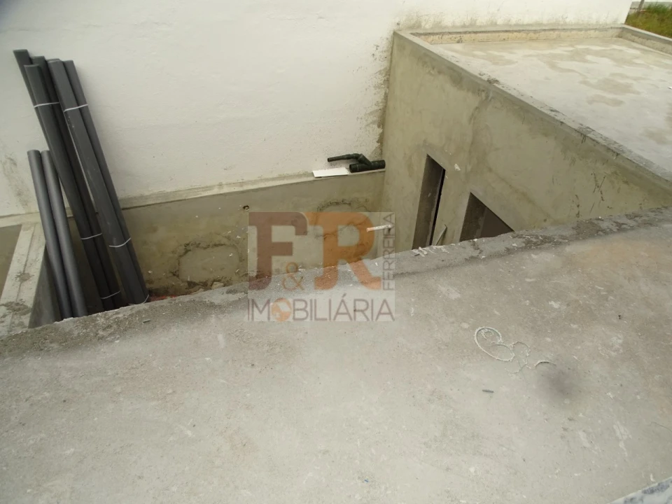 Moradia T2 para Venda em Fernao Ferro Foto 25