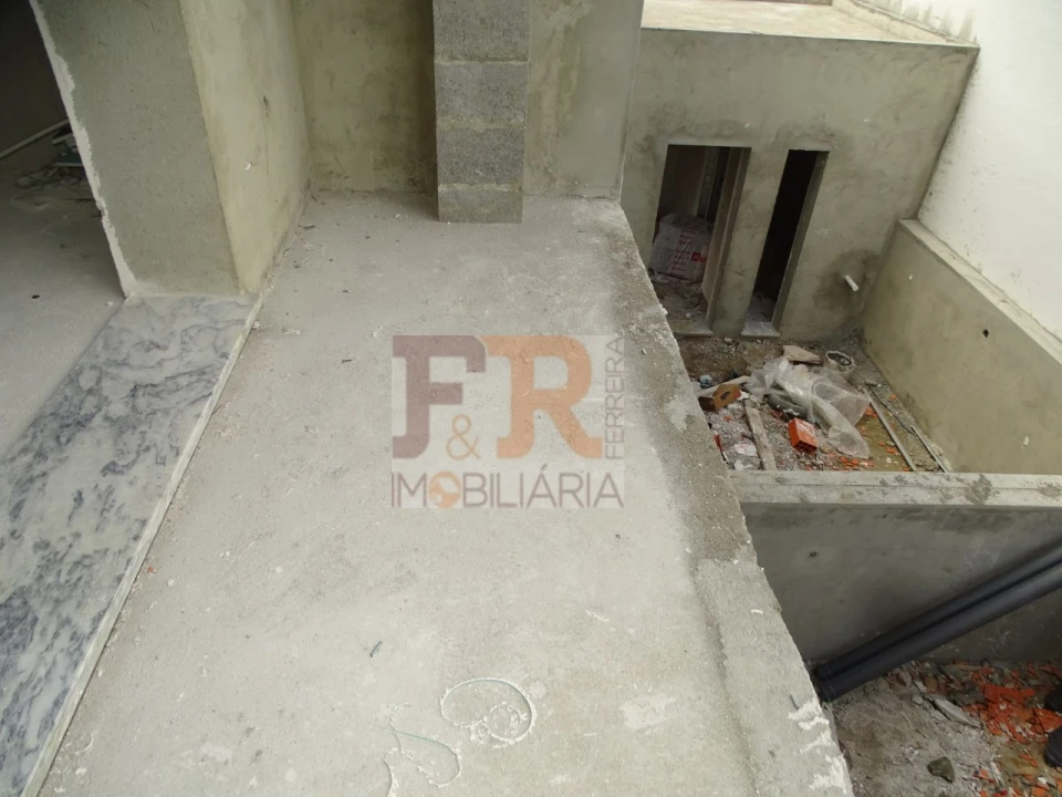 Moradia T2 para Venda em Fernao Ferro Foto 26