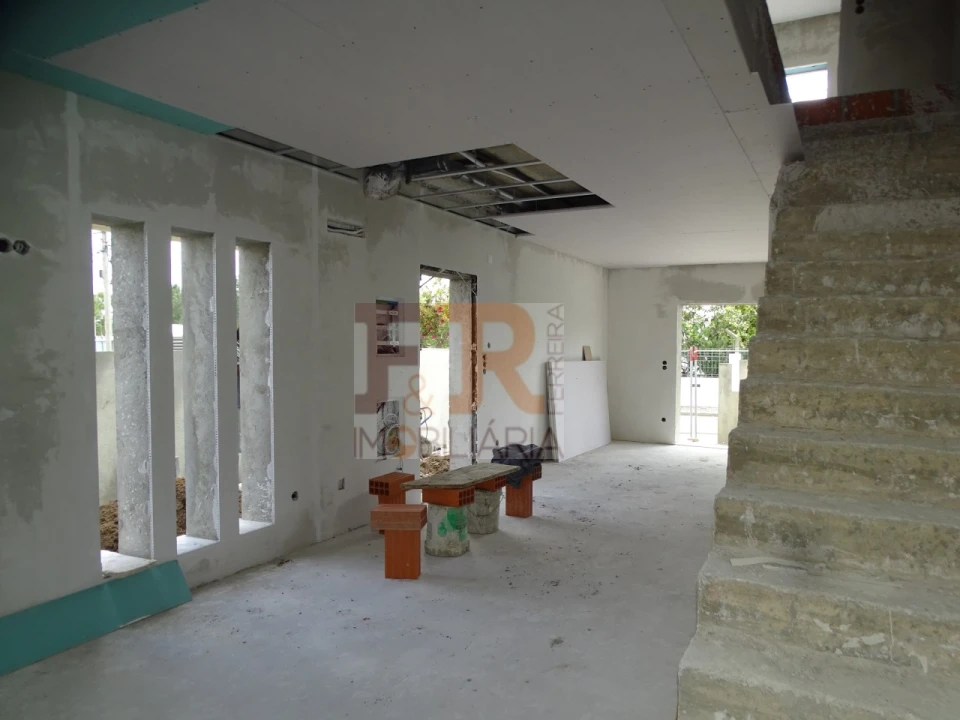Moradia T2 para Venda em Fernao Ferro Foto 33