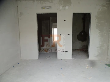 Moradia T2 para Venda em Fernao Ferro