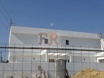Moradia T2 para Venda em Fernao Ferro