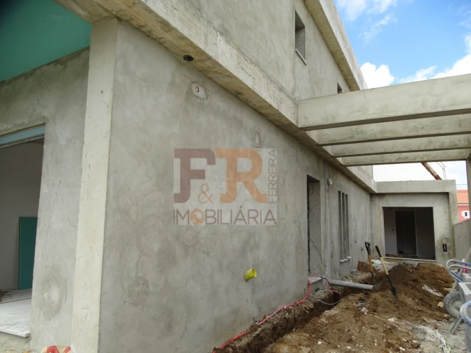 Moradia T2 para Venda em Fernao Ferro Foto 9
