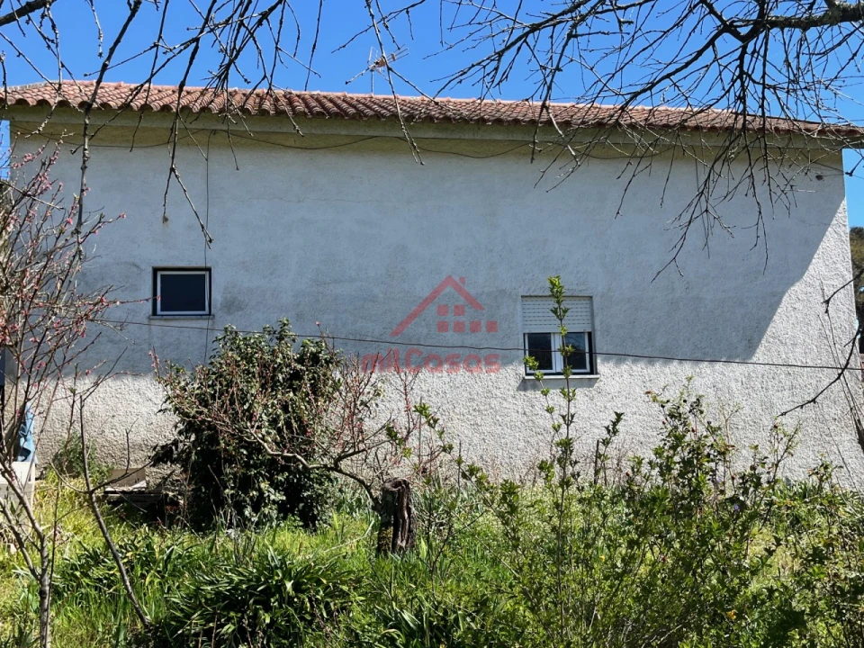 Moradia T2 para Venda em Tabua Foto 15