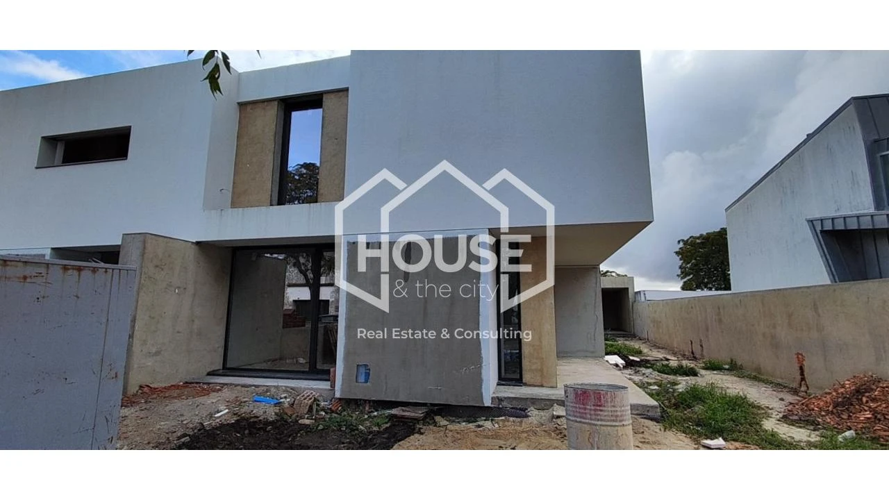 Moradia T4 para Venda em Santa Joana Foto 20