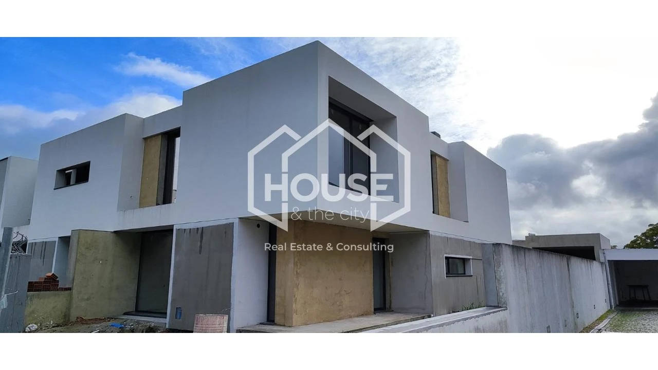 Moradia T4 para Venda em Santa Joana Foto 21