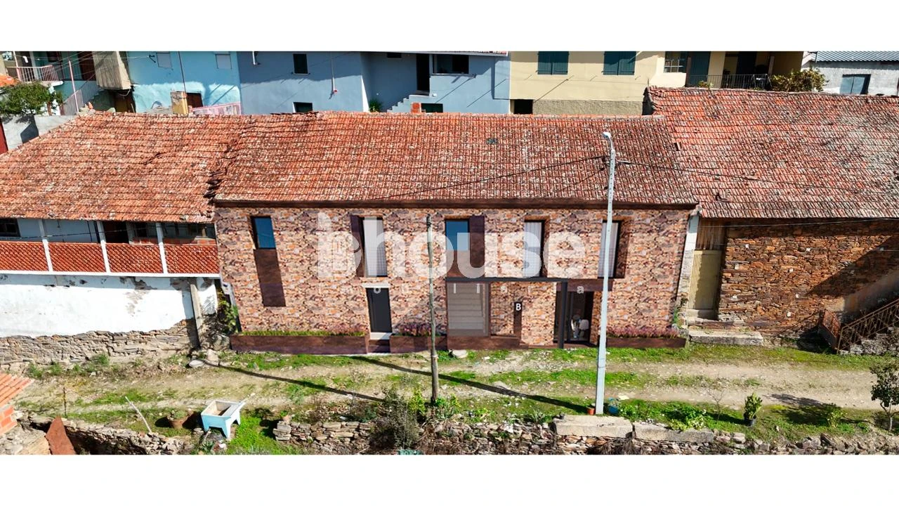 Moradia T2 para Venda em São Pedro de Veiga de Lila Foto 2