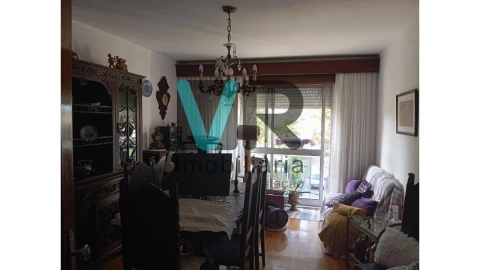 Apartamento T3 para Venda em Aldoar, Foz do Douro e Nevogilde