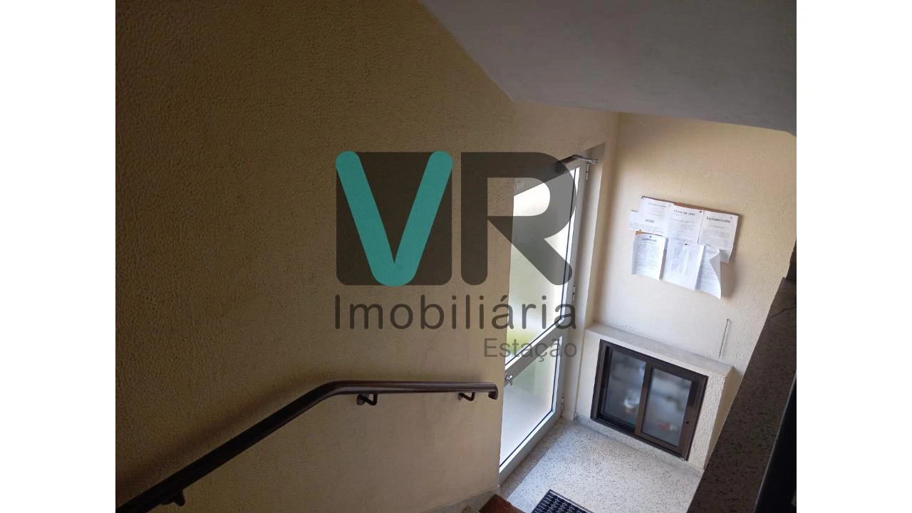 Apartamento T3 para Venda em Aldoar, Foz do Douro e Nevogilde Foto 2
