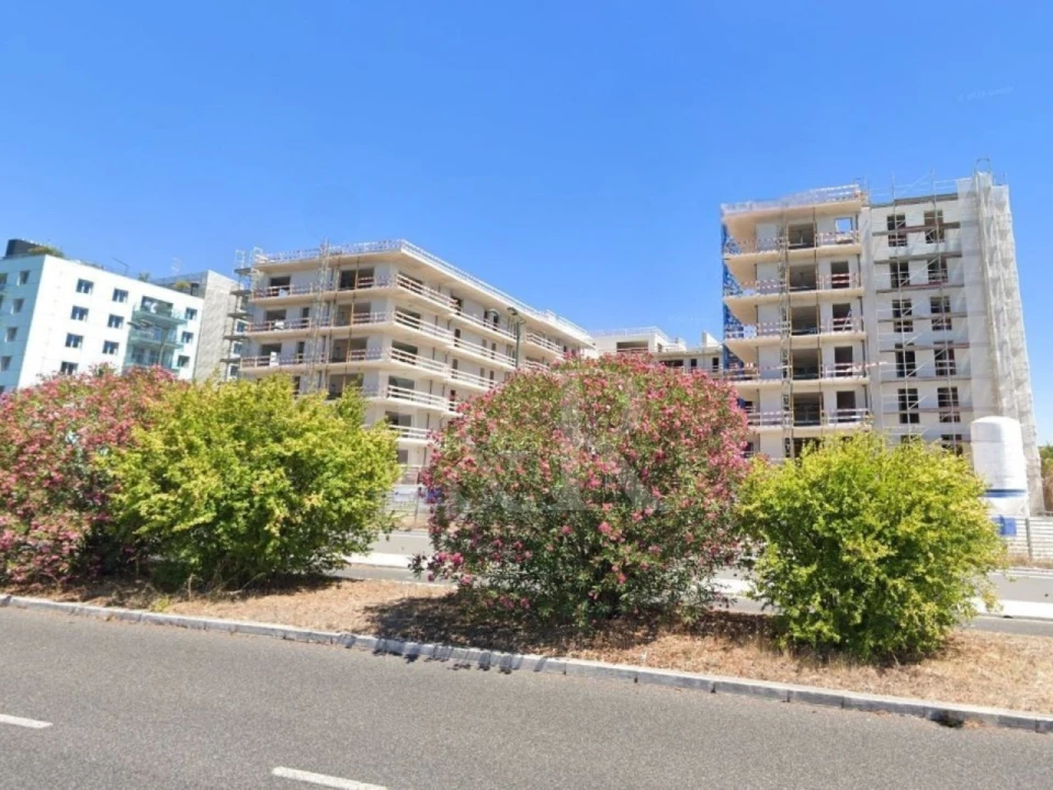 Apartamento T1 para Venda em Avenidas Novas Foto 9